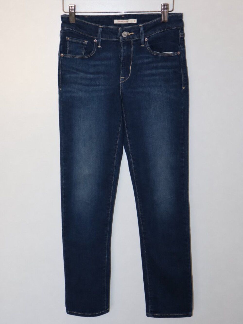 Levi's Mid Rise Skinny Jeans Dark Wash Women's Size 2S (26x28)